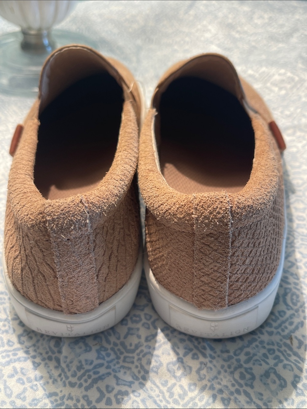 REVITALIGN Boardwalk Taupe Slip-On Knit Loafers NWOT NEW Size 9.5 - Picture 6 of 11